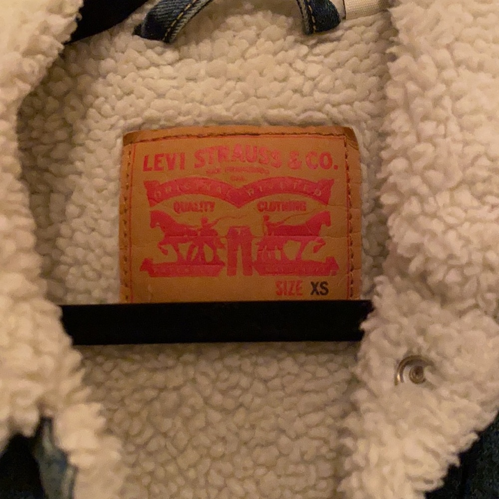 Levi’s Sherpa Trucker Jacket Size XS - Picture 12 of 12